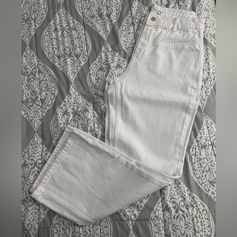 Zara women’s jeans slightly cropped size 4